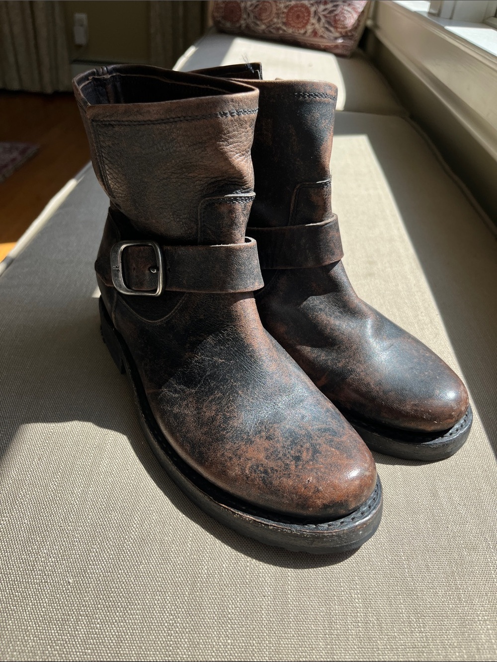 Frye Veronica Distressed Short Moto Ankle Booties NEW 6.5 Antiqued Black Brown